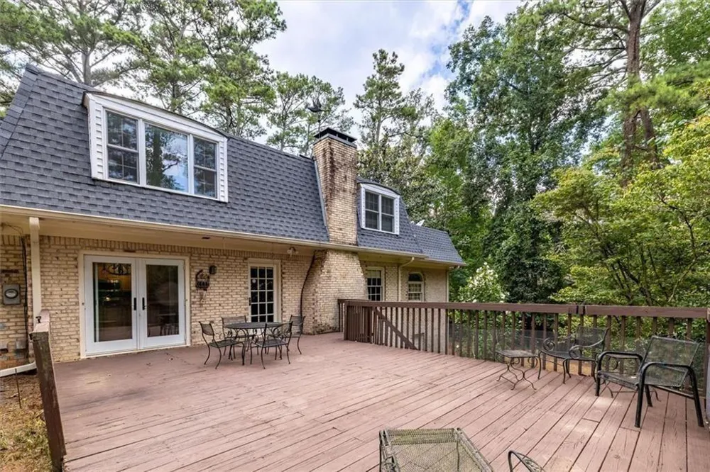2123 Mountain Creek Drive Smoke Rise, GA 30087
