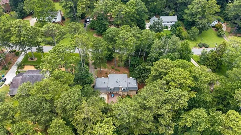 2123 Mountain Creek Drive Smoke Rise, GA 30087