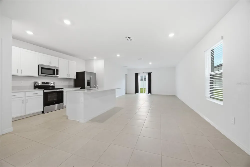 641 BALD CYPRESS DRIVE Lakeland, FL 33801