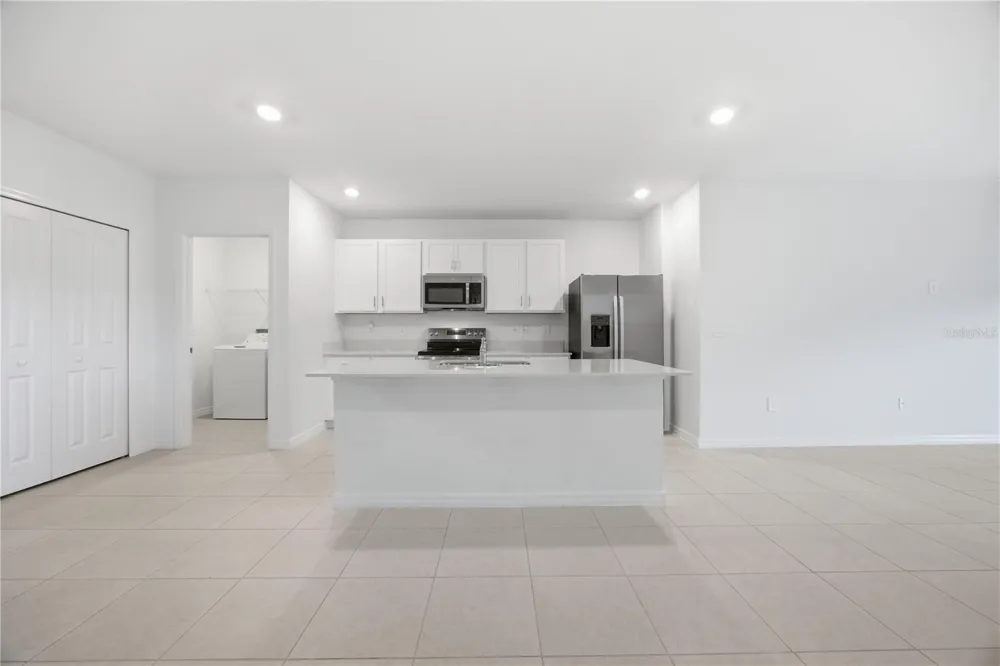 641 BALD CYPRESS DRIVE Lakeland, FL 33801