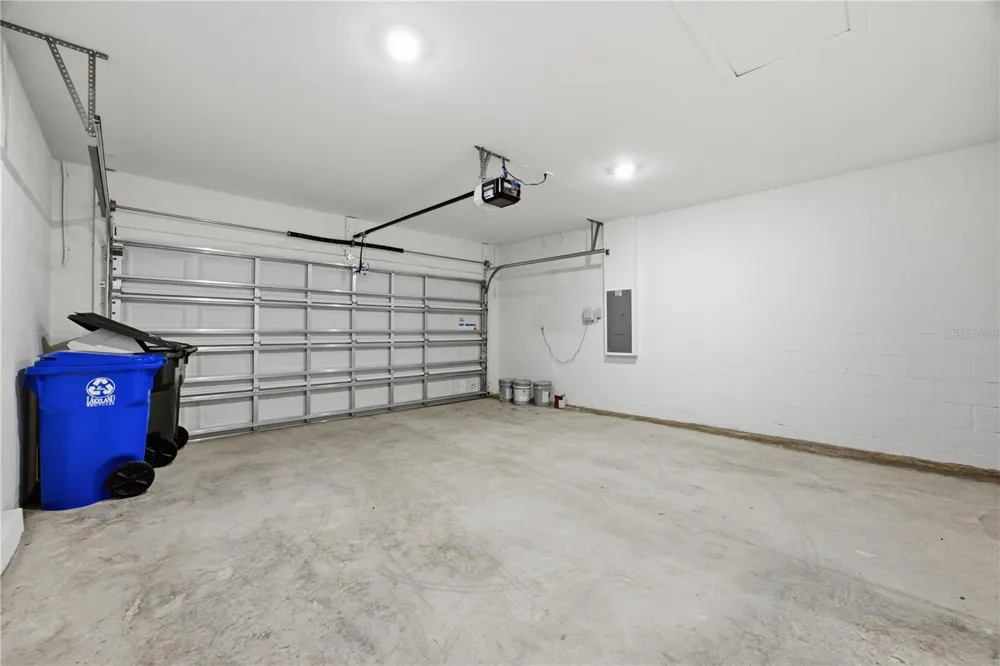 641 BALD CYPRESS DRIVE Lakeland, FL 33801