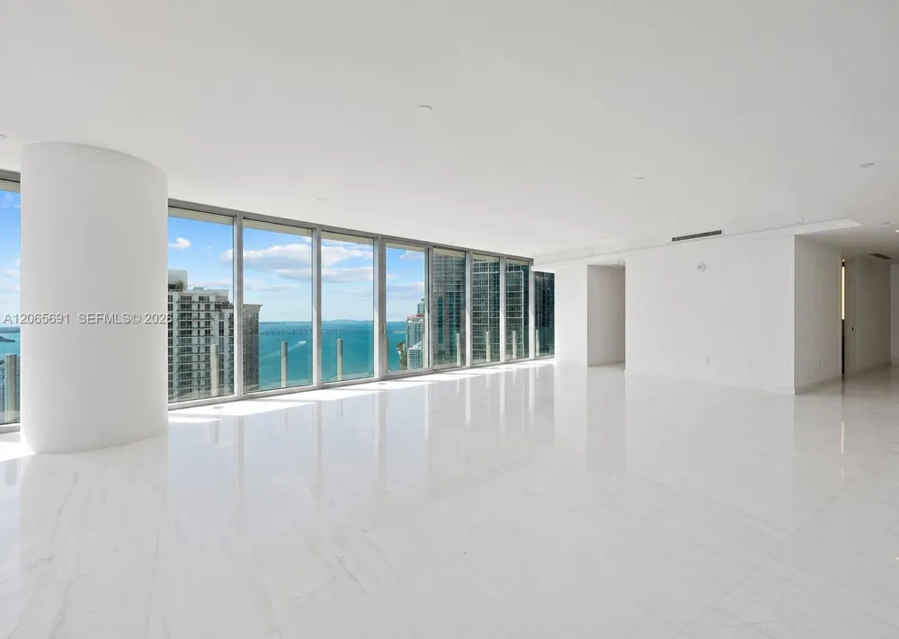 300 Biscayne Boulevard Way #4201E Miami, FL 33131