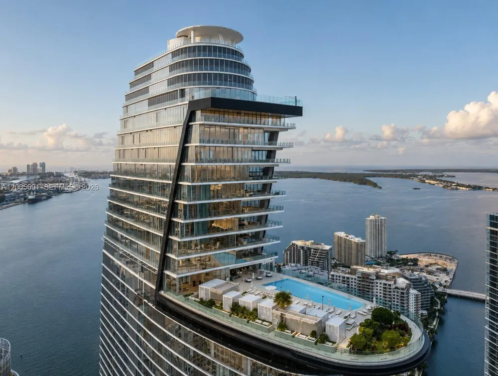 300 Biscayne Boulevard Way #4201E Miami, FL 33131