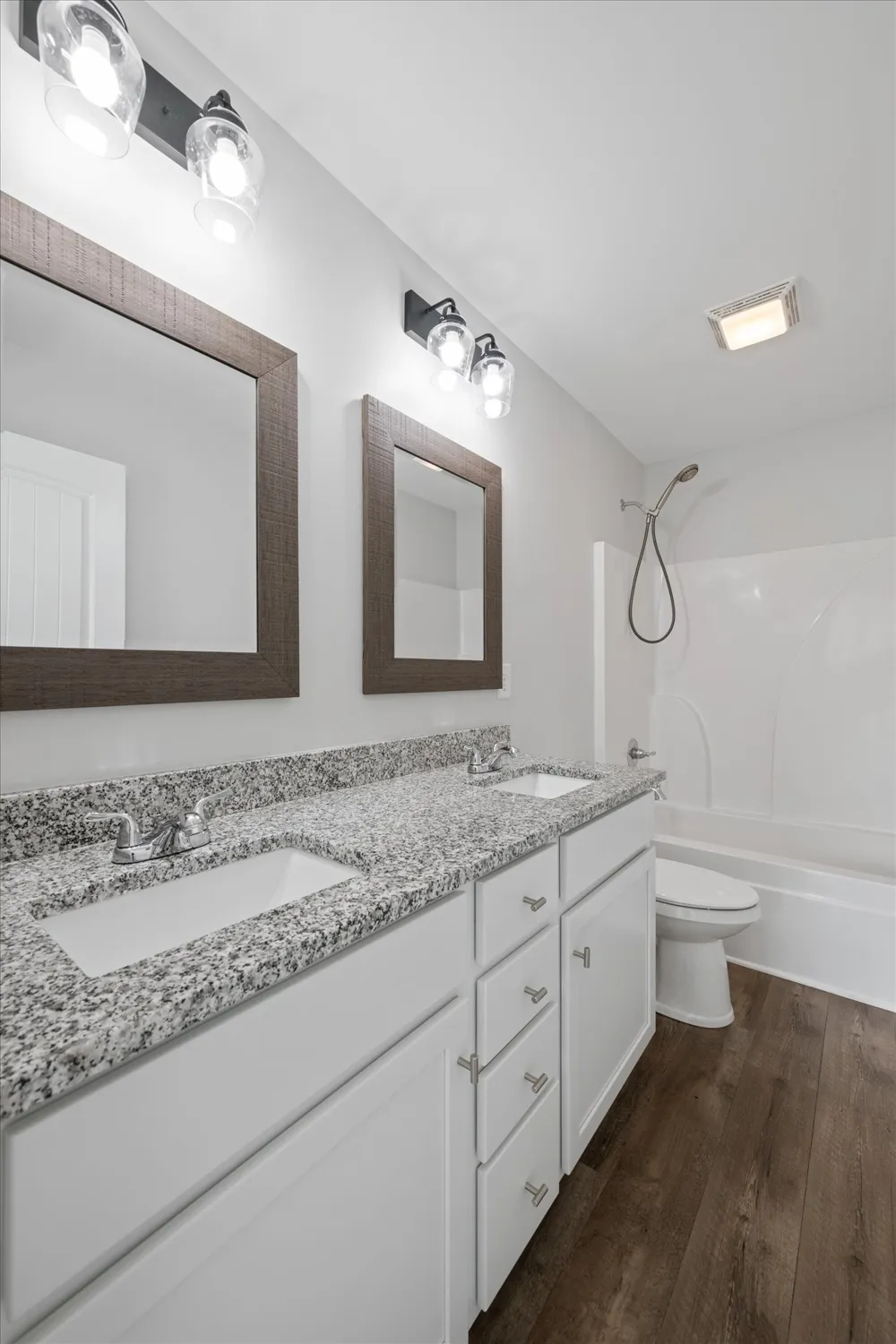 104 Harper Lndg Chapel Hill, TN 37034