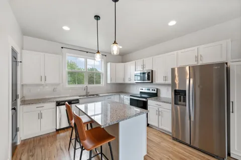 104 Harper Lndg