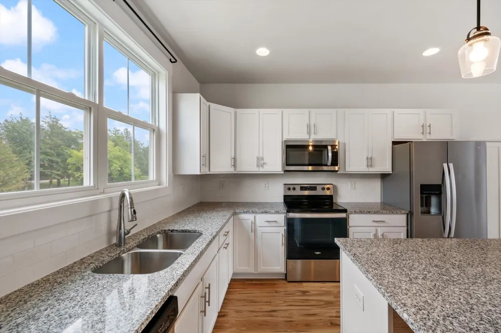 104 Harper Lndg Chapel Hill, TN 37034