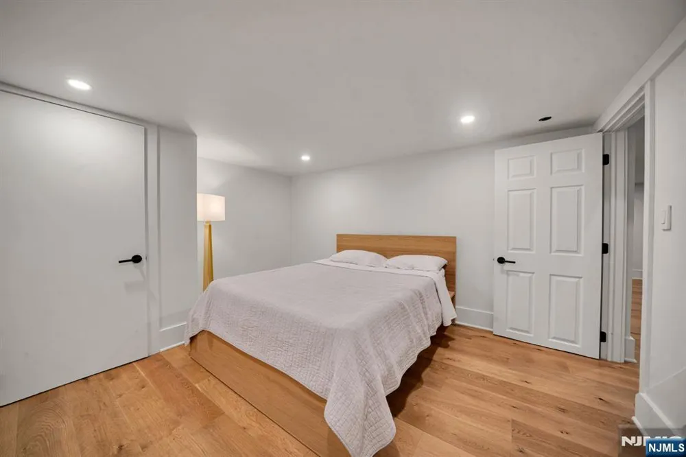 160 Beacon Street Haworth, NJ 07641