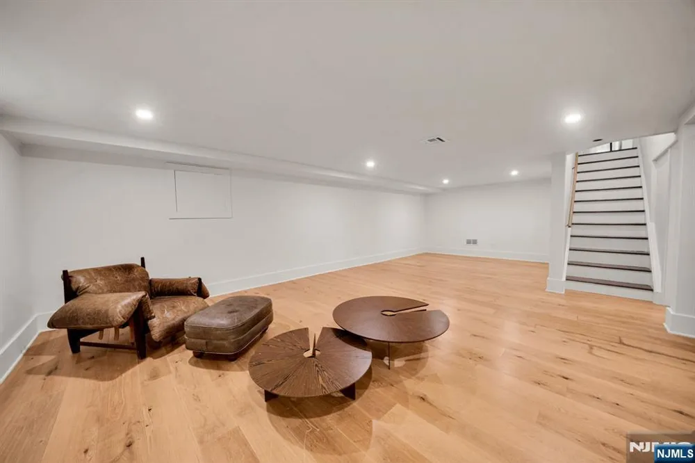 160 Beacon Street Haworth, NJ 07641