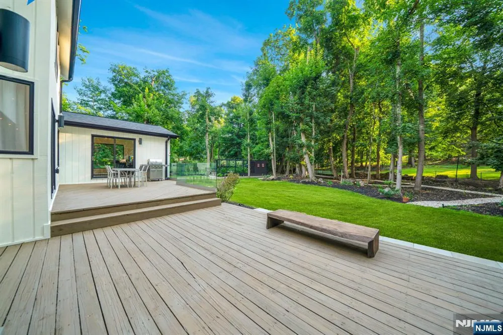160 Beacon Street Haworth, NJ 07641