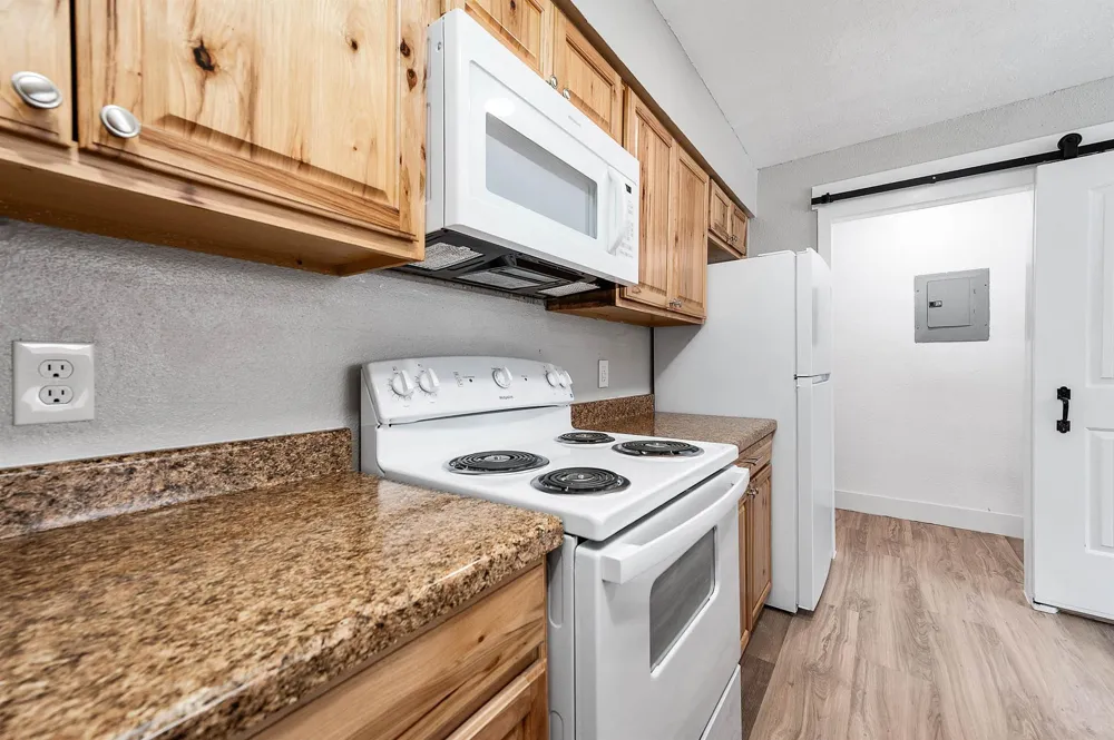 4620 W Orange Street Pearland, TX 77581