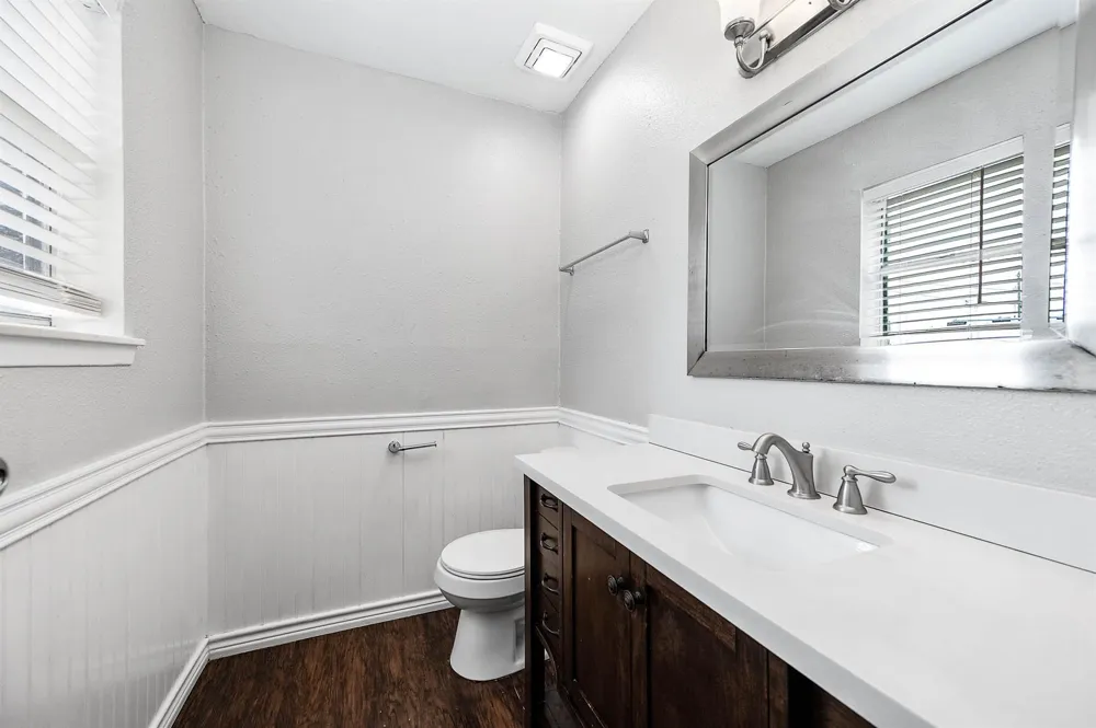 4620 W Orange Street Pearland, TX 77581
