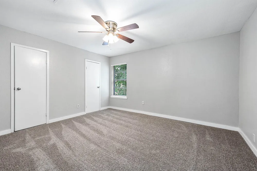 4620 W Orange Street Pearland, TX 77581