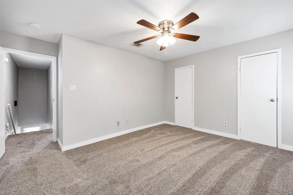 4620 W Orange Street Pearland, TX 77581