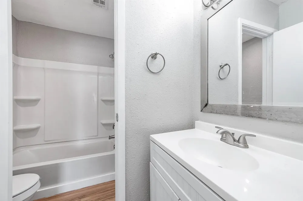 4620 W Orange Street Pearland, TX 77581