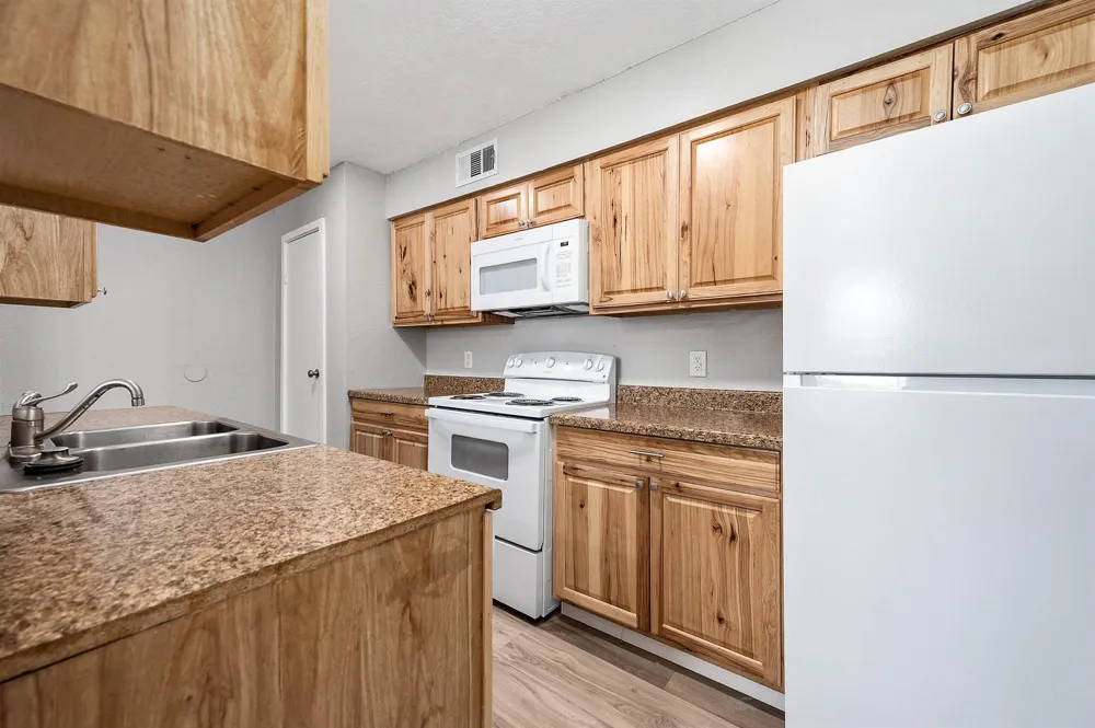 4620 W Orange Street Pearland, TX 77581