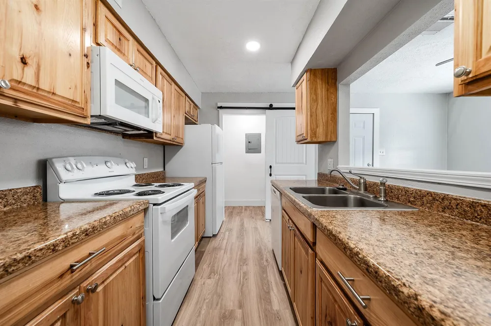 4620 W Orange Street Pearland, TX 77581