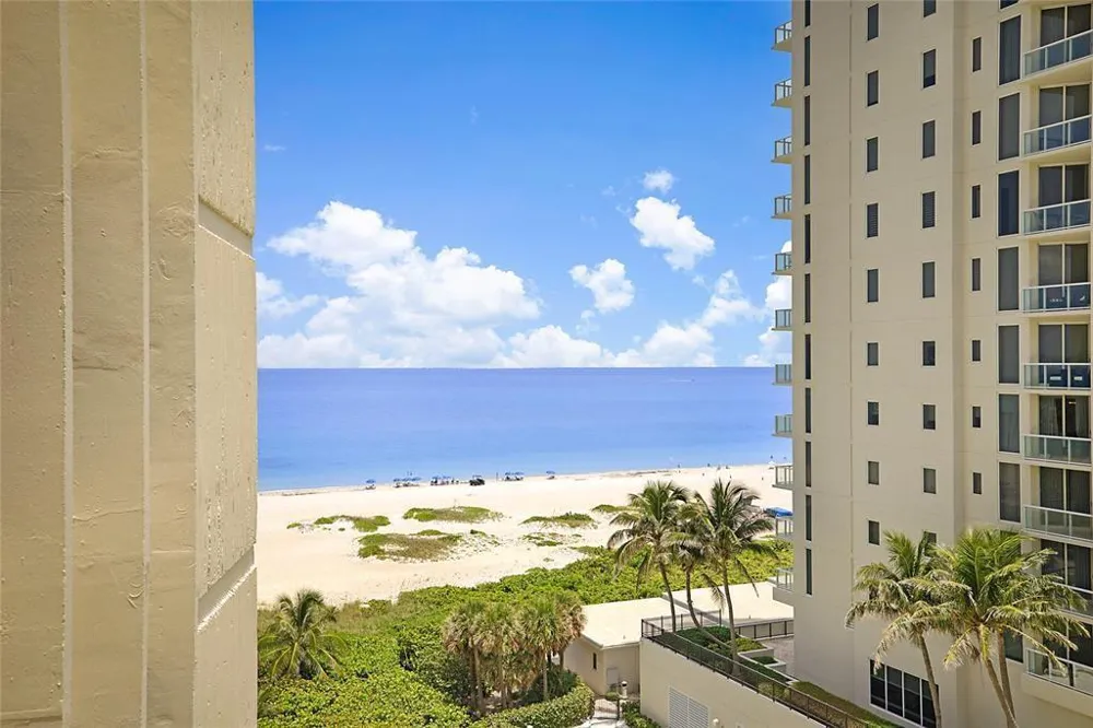 2800 OCEAN DRIVE #B-9A Riviera Beach, FL 33404