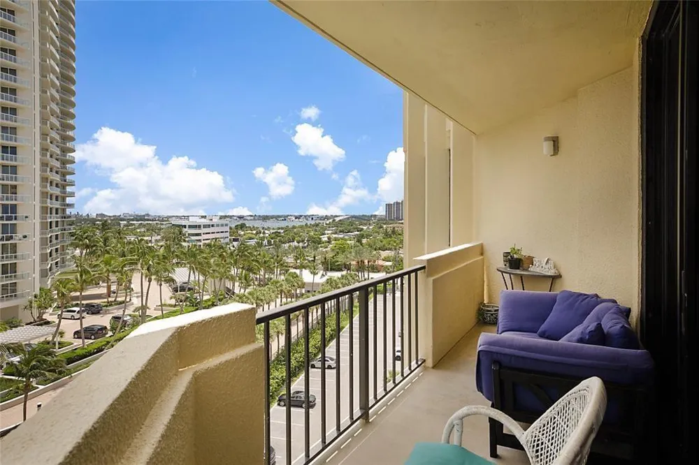 2800 OCEAN DRIVE #B-9A Riviera Beach, FL 33404