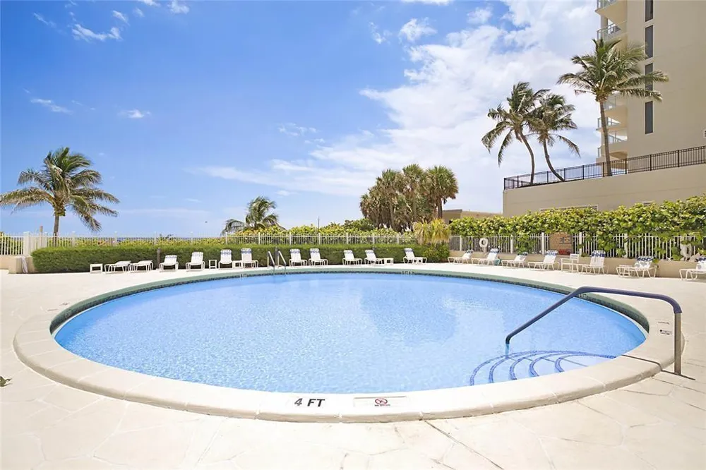 2800 OCEAN DRIVE #B-9A Riviera Beach, FL 33404