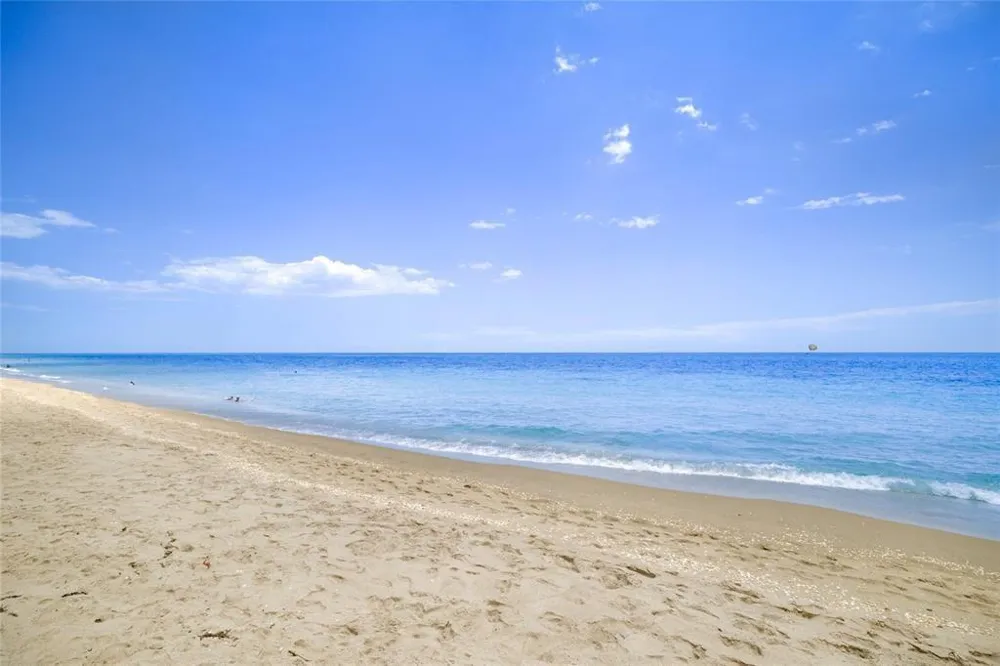 2800 OCEAN DRIVE #B-9A Riviera Beach, FL 33404