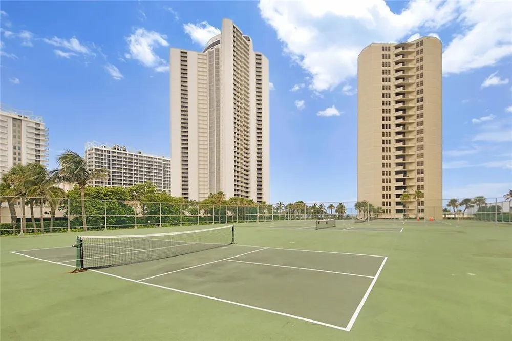 2800 OCEAN DRIVE #B-9A Riviera Beach, FL 33404