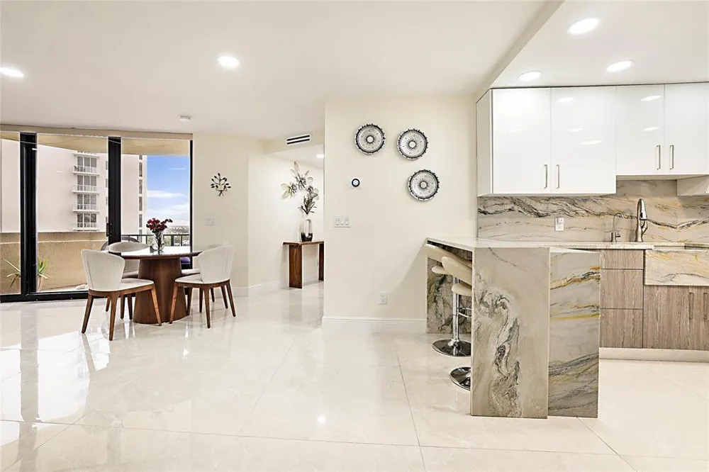 2800 OCEAN DRIVE #B-9A Riviera Beach, FL 33404