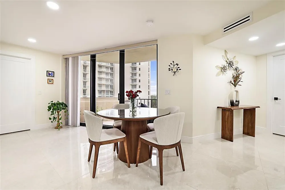 2800 OCEAN DRIVE #B-9A Riviera Beach, FL 33404