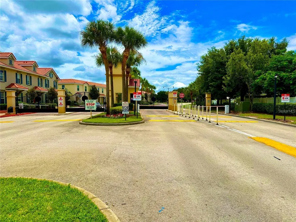 3044 CAMINO REAL DRIVE S Kissimmee, FL 34744