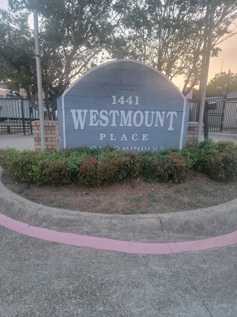 1441 Westmount Avenue #118