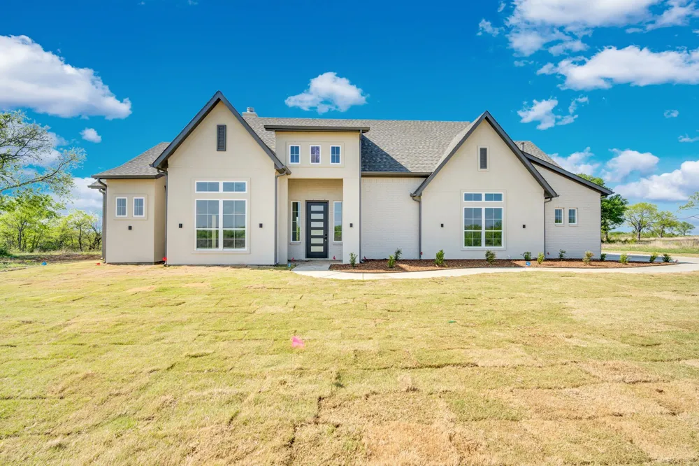 111 Barefoot Bay Boulevard Corsicana, TX 75109