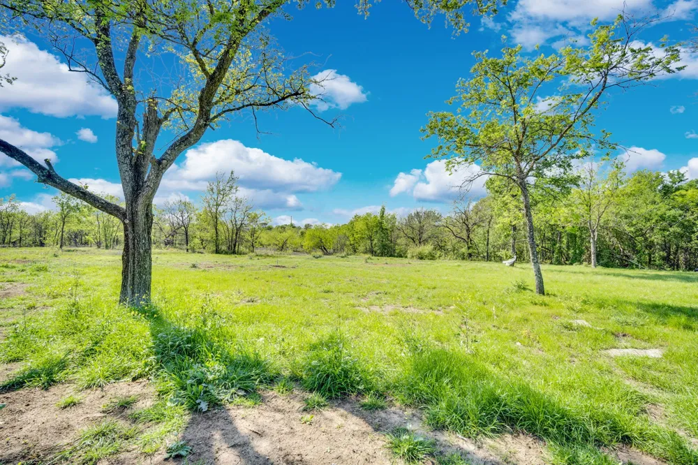 111 Barefoot Bay Boulevard Corsicana, TX 75109