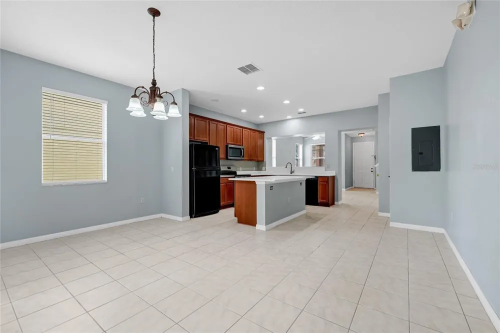 5266 PARADISE CAY CIRCLE Kissimmee, FL 34746