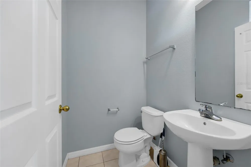 5266 PARADISE CAY CIRCLE Kissimmee, FL 34746