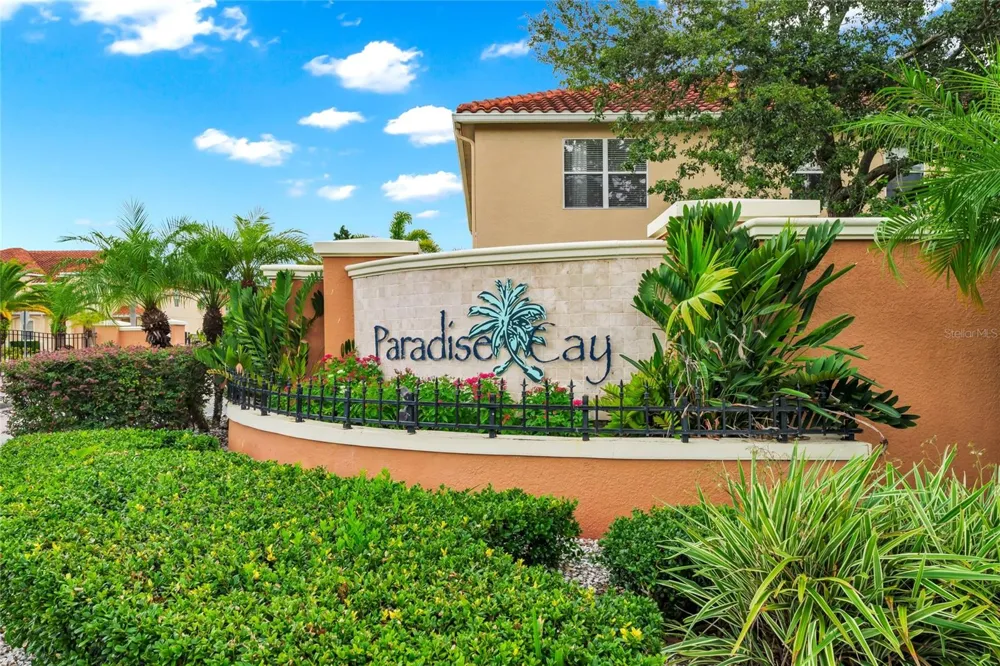 5266 PARADISE CAY CIRCLE Kissimmee, FL 34746