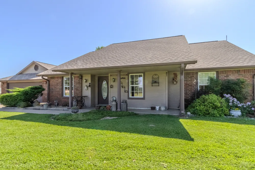 4100 428 ROAD Pryor, OK 74361