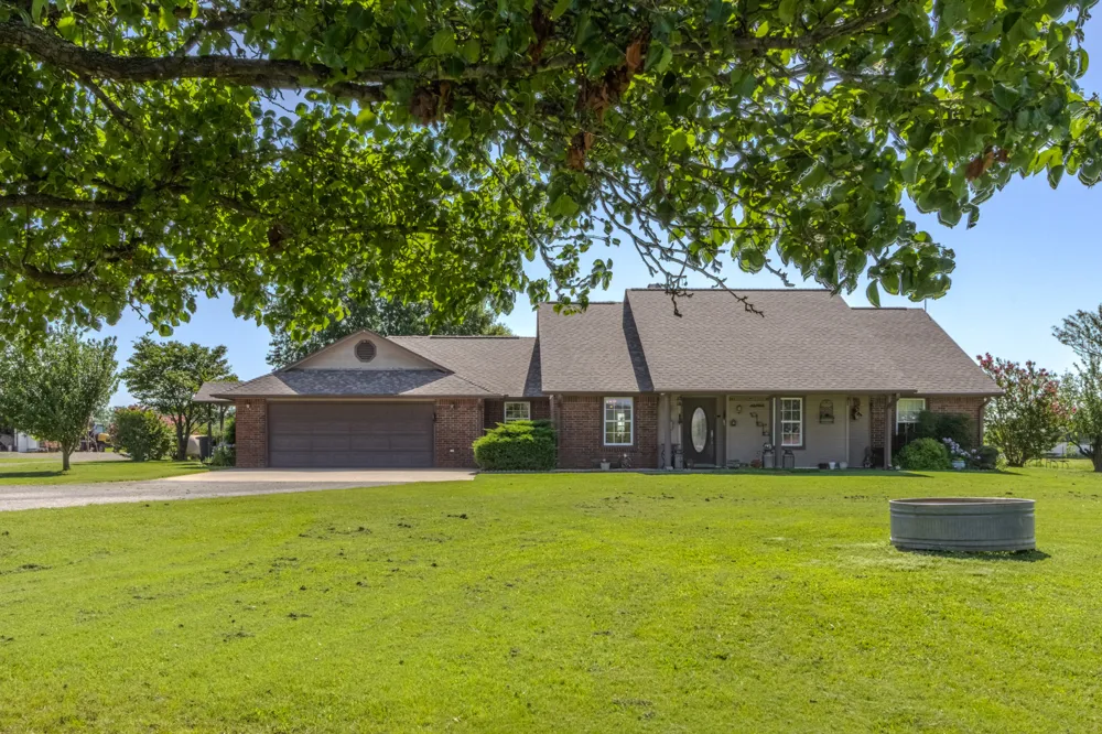 4100 428 ROAD Pryor, OK 74361