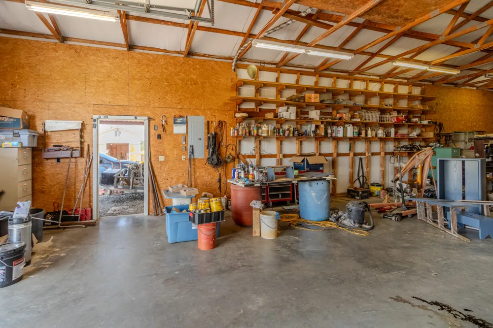 4100 428 ROAD Pryor, OK 74361