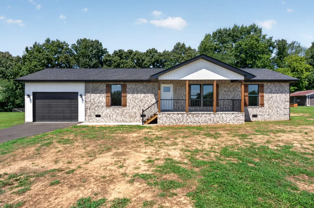 254 Bob Johnson LN Cookeville, TN 38501