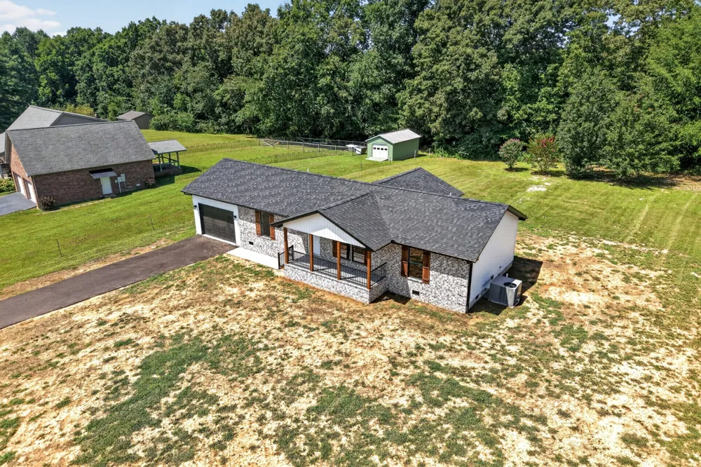 254 Bob Johnson LN Cookeville, TN 38501