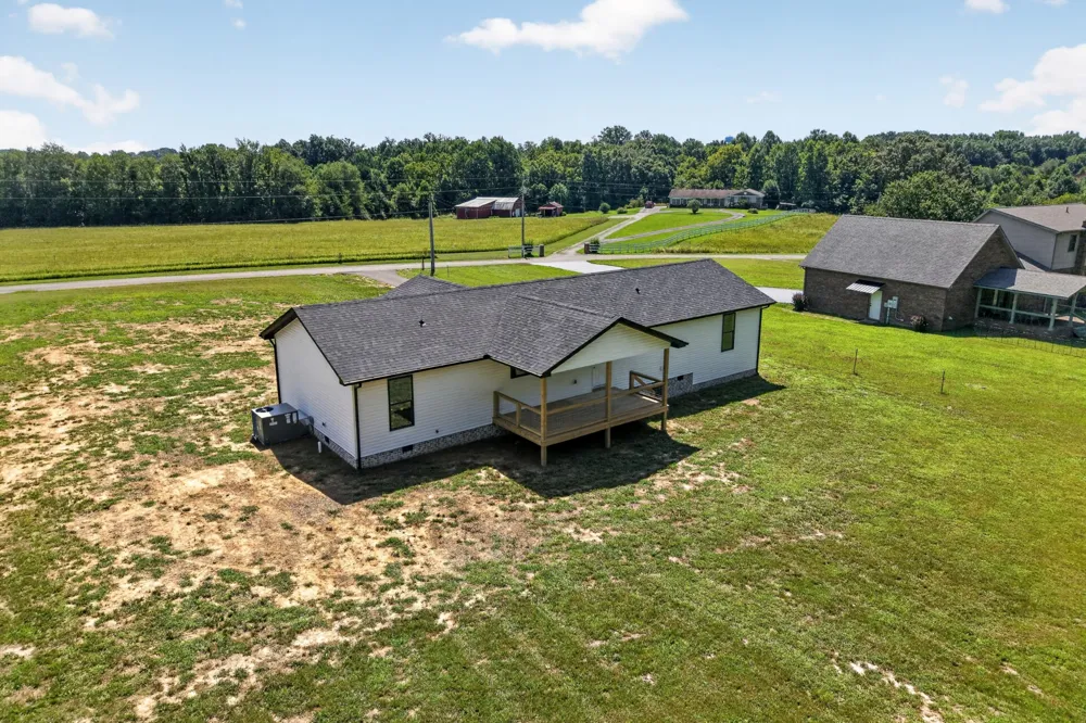 254 Bob Johnson LN Cookeville, TN 38501