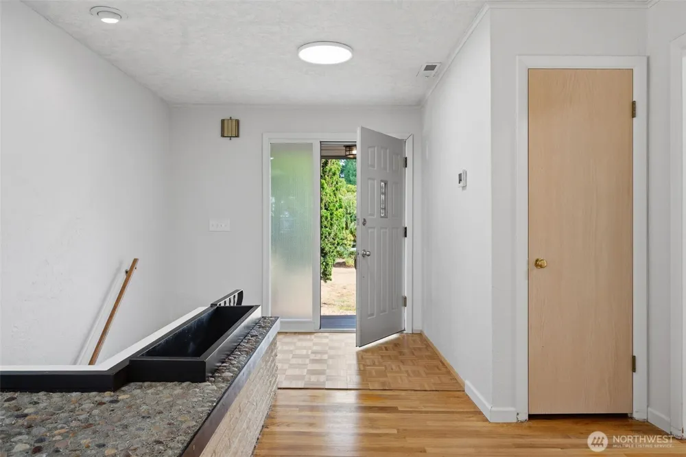 116 Virginia Place Longview, WA 98632