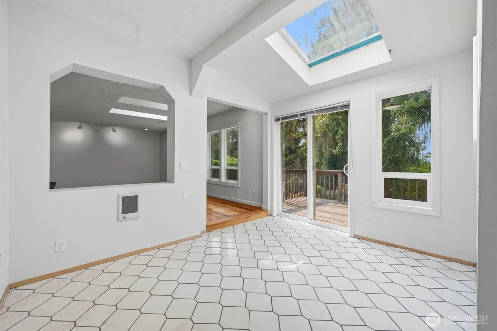 116 Virginia Place Longview, WA 98632