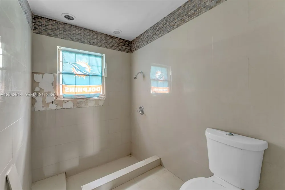 14414 SW 142nd Ct Miami, FL 33186