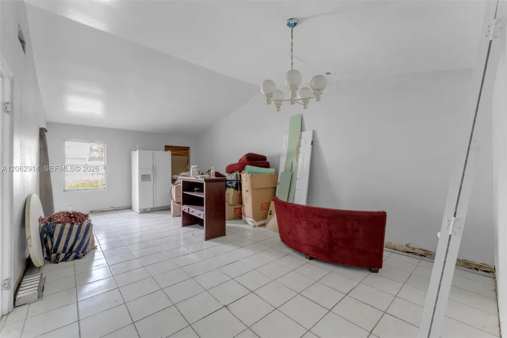 14414 SW 142nd Ct Miami, FL 33186