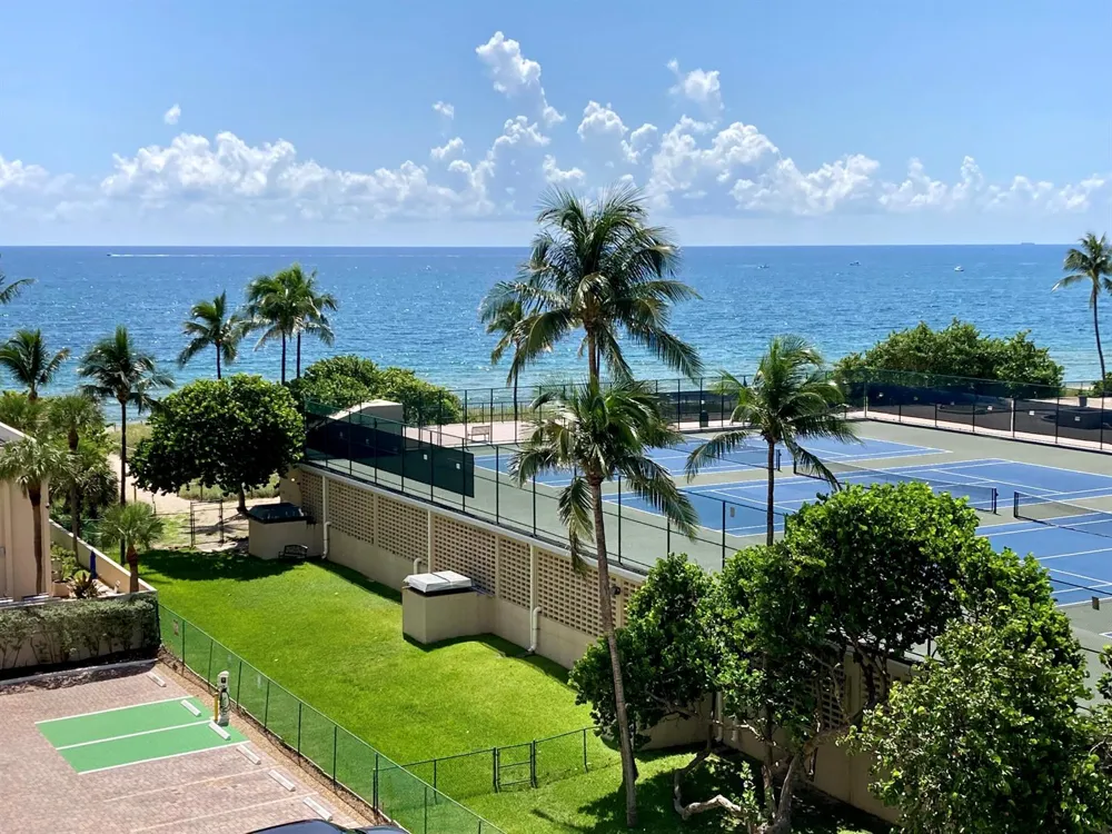 5200 Ocean Boulevard #615 Lauderdale By The Sea, FL 33308
