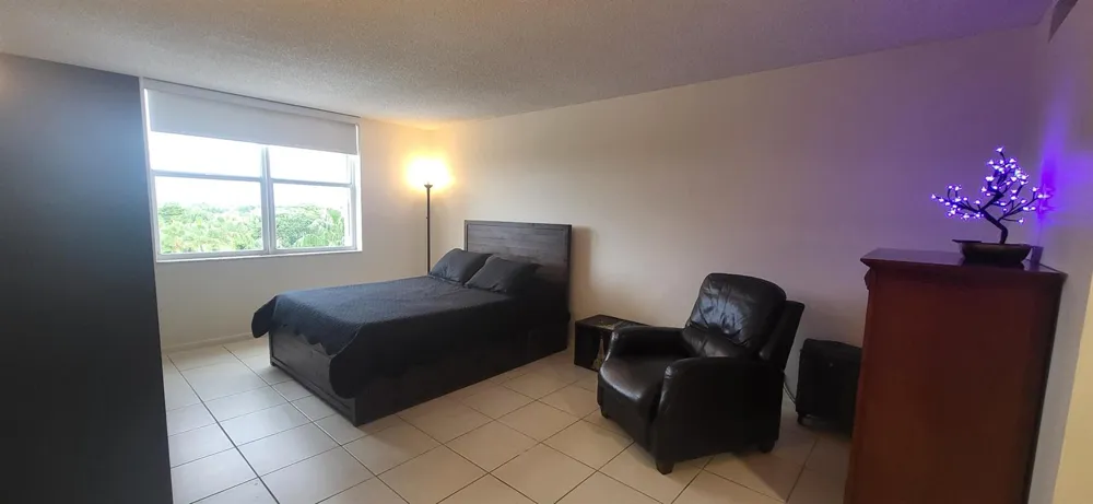 5200 Ocean Boulevard #615 Lauderdale By The Sea, FL 33308