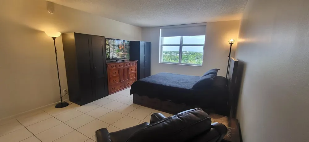 5200 Ocean Boulevard #615 Lauderdale By The Sea, FL 33308