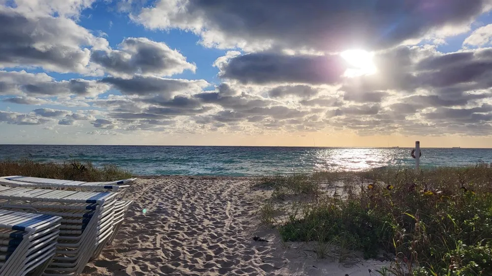 5200 Ocean Boulevard #615 Lauderdale By The Sea, FL 33308