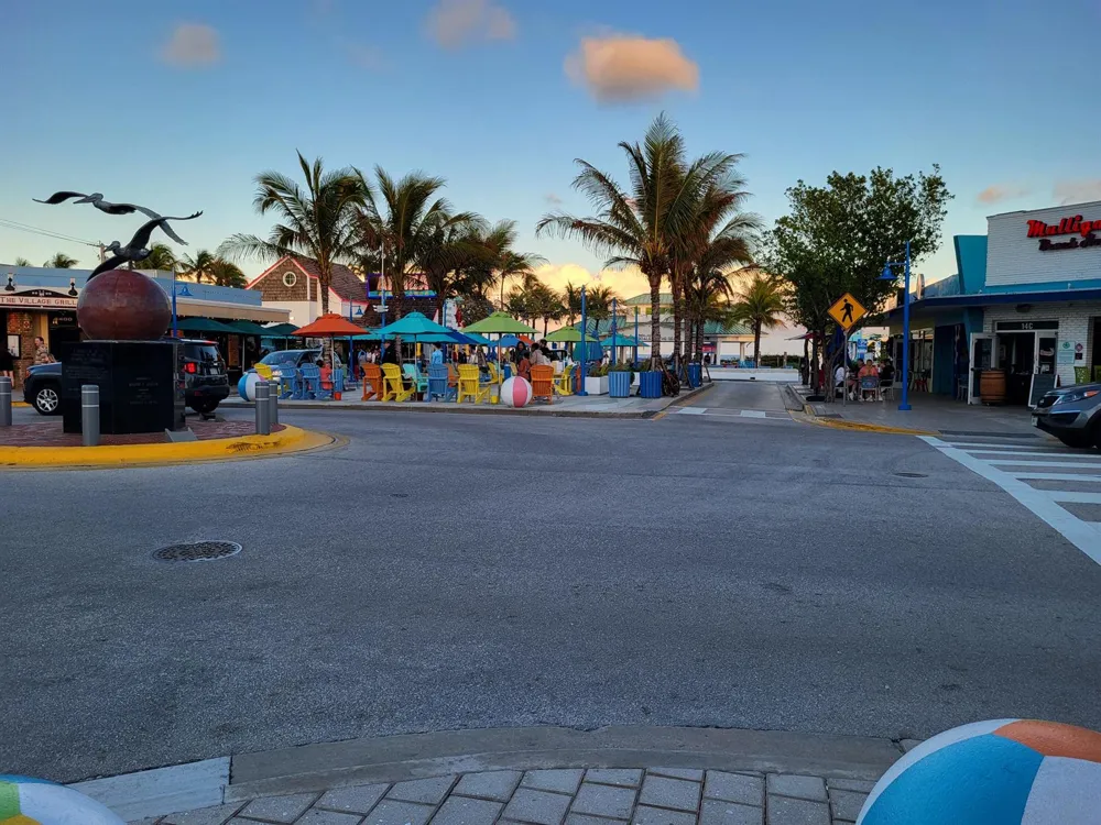 5200 Ocean Boulevard #615 Lauderdale By The Sea, FL 33308