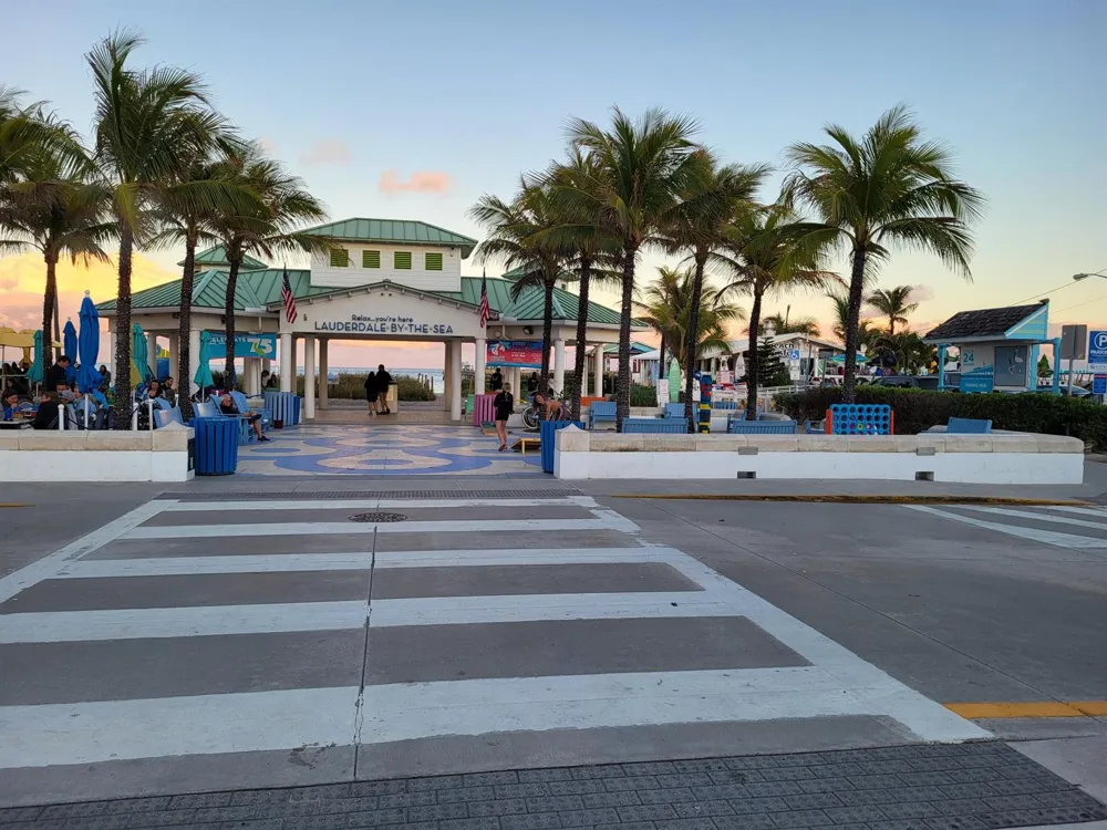 5200 Ocean Boulevard #615 Lauderdale By The Sea, FL 33308